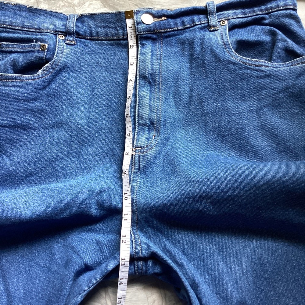 Quacker Factory Floral Embroidered High Rise Straight Leg Blue Denim Jeans 16 - Picture 6 of 8